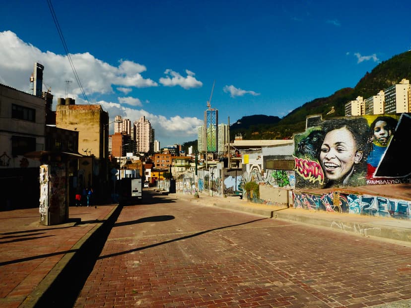 Delivery Workers Expose the Troubling Ideology of Public Space in Bogota