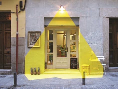(fos) ephemeral installation in Madrid